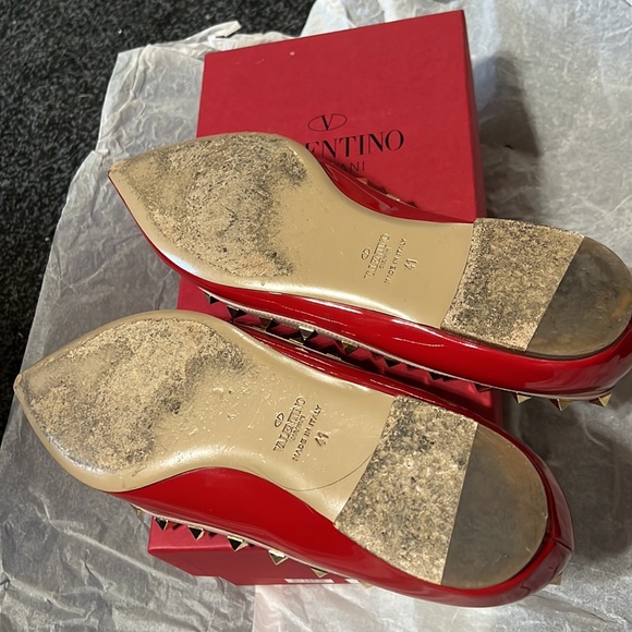 Valentino Red - Picture 2 of 2